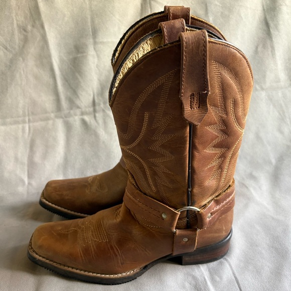 Lucky Boots Brown Leather Metal Ring Harness Western Cowboy Boots - Picture 2 of 14